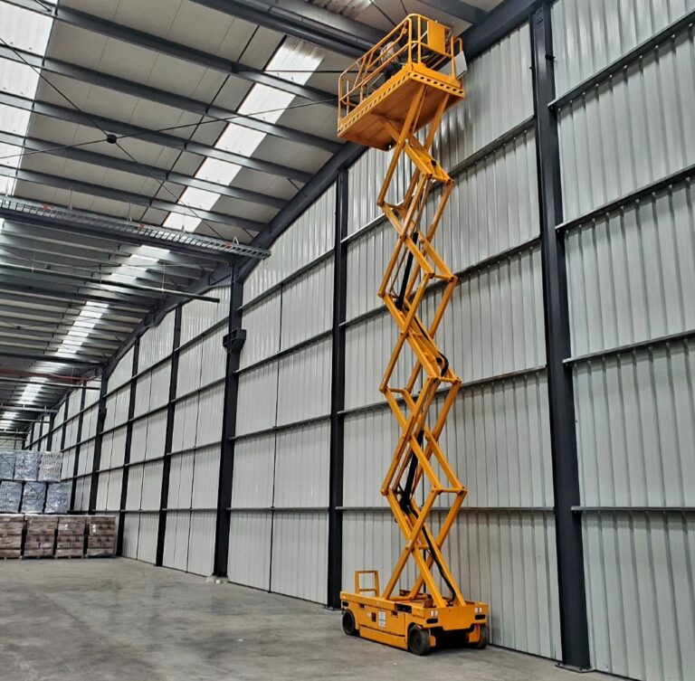 Alquiler plataforas tijera en calle 80 Bogota